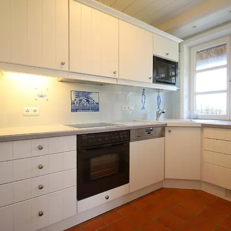 Loerkiwai 9 Holiday home *